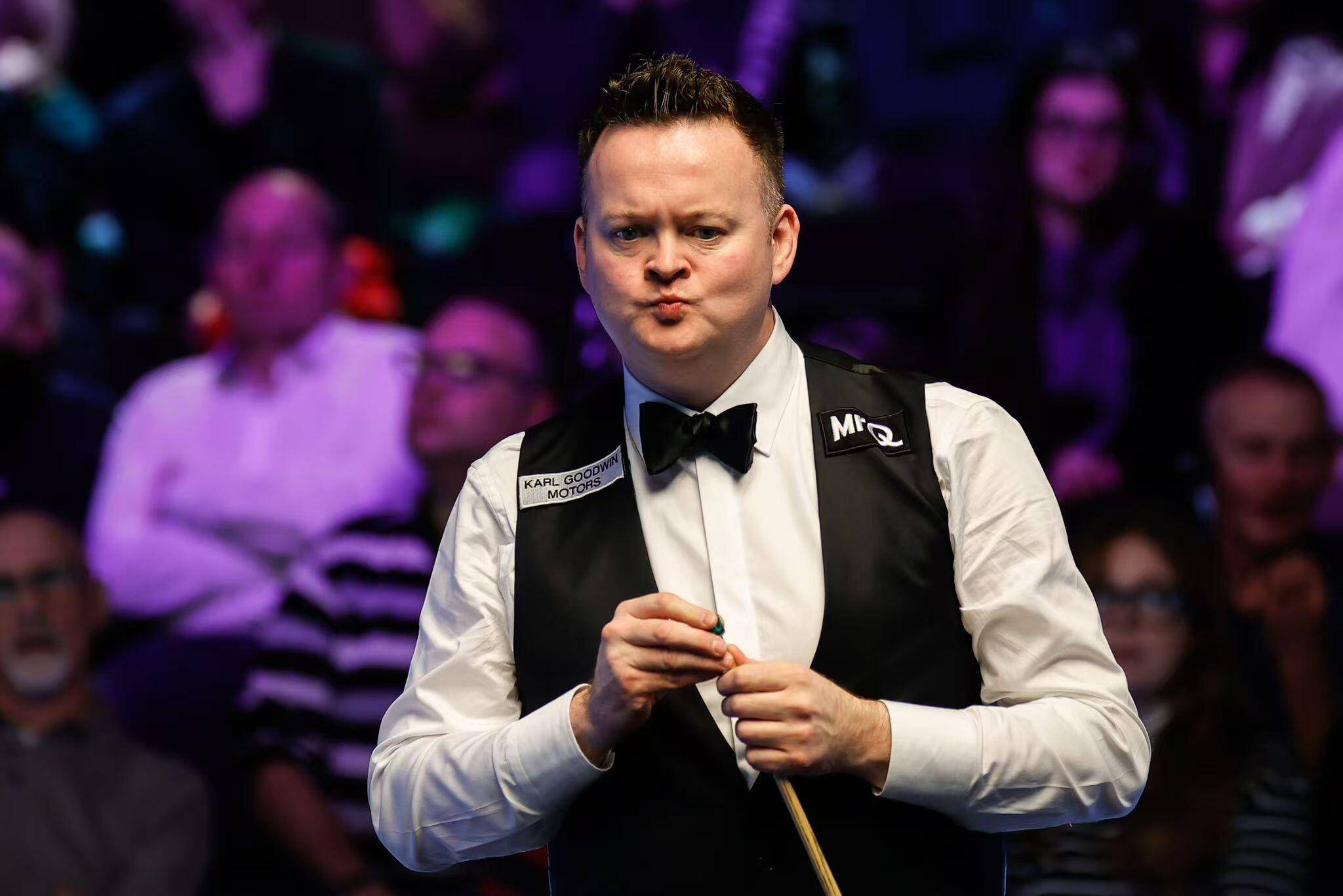 他在中场那 他在中场那