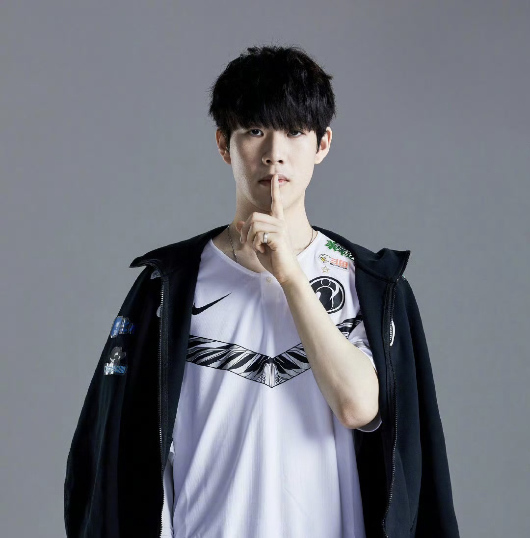 战术的比拼 战术的比拼