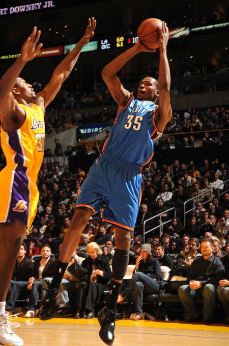 奥马刺达成 奥马刺达成