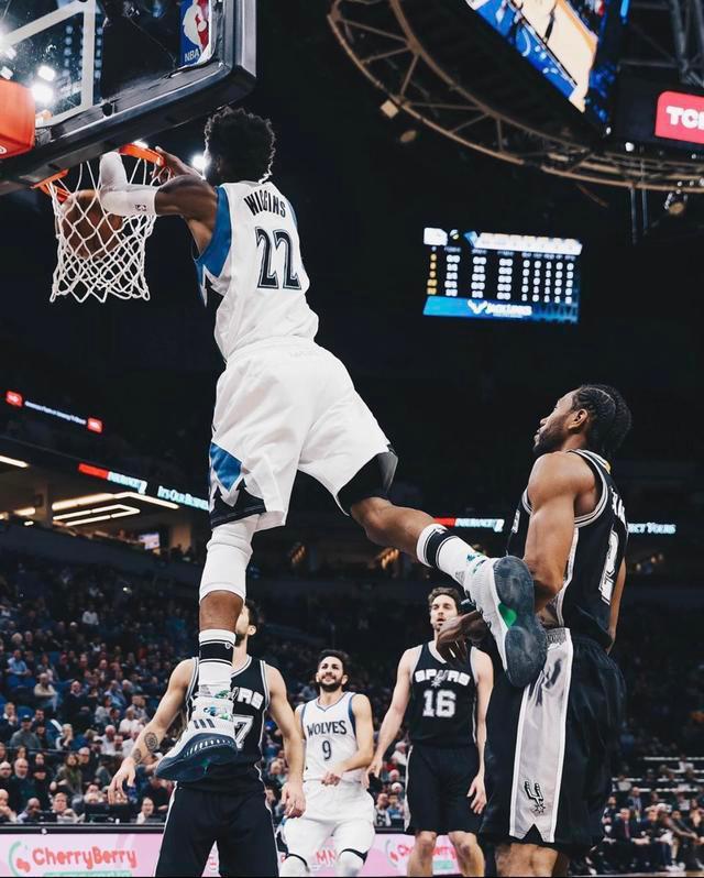 始悄悄倾斜 始悄悄倾斜